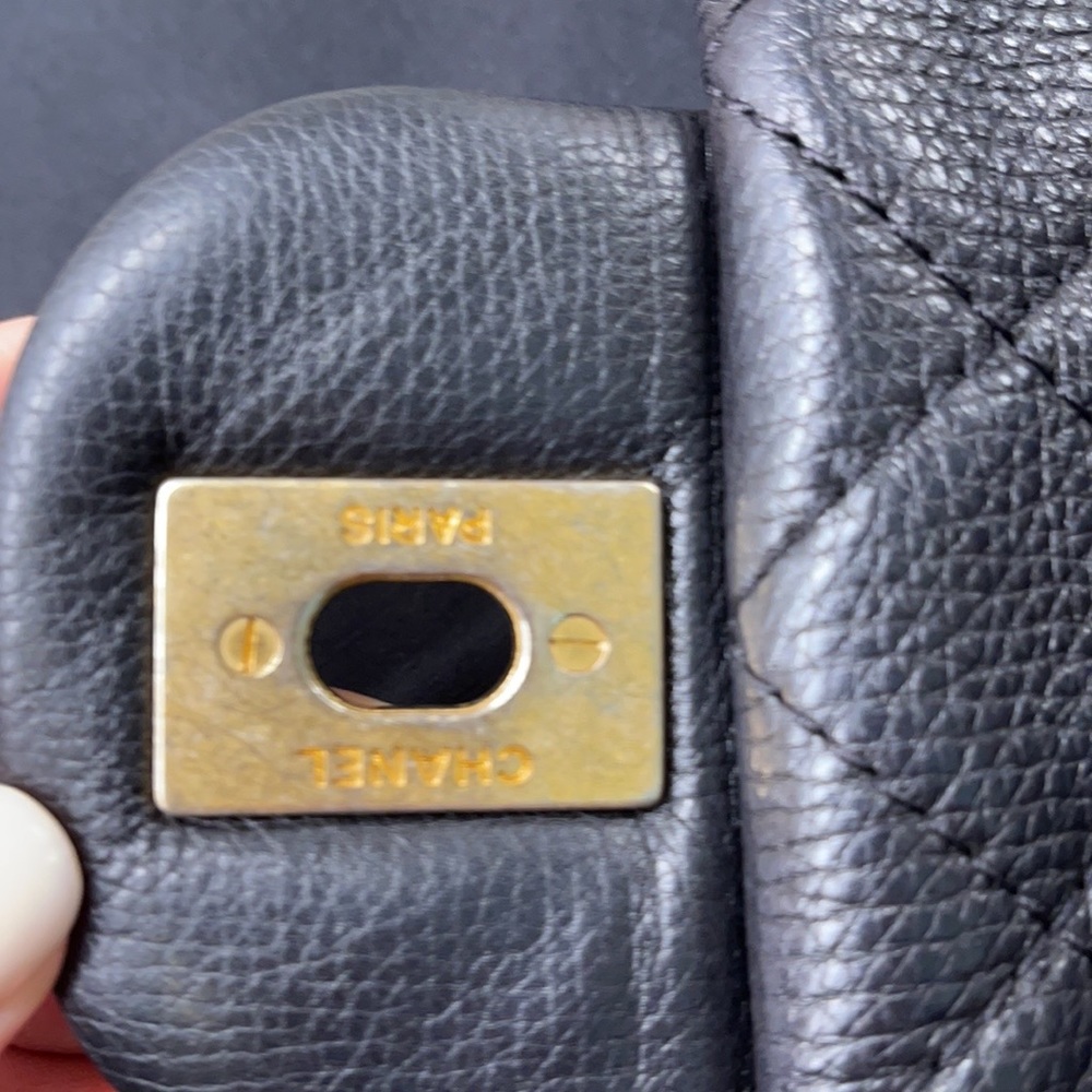 AUTHENTIC Chanel XXL Airline Travel Bag - Picture 9 of 16